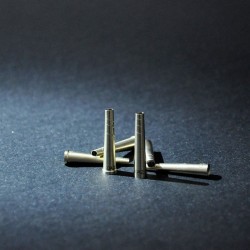 Brass staple for oboe d'amore