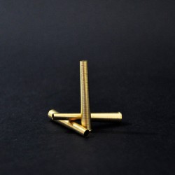 Brass staple for baritone oboe